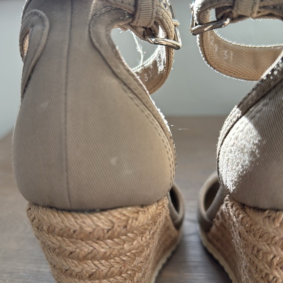 Authentic Prada size 37 canvas and seisel peep toe Mary Jane wedge sandal. - Picture 7 of 8